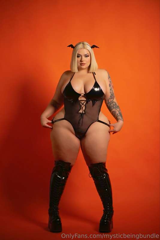 Day 9 of 31 days of Halloween 🦇 | Princess of Darkness