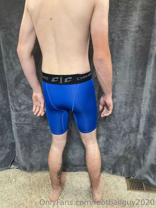 He has a nice cock! 9