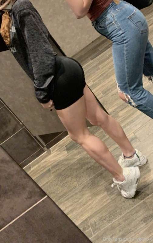 would you please undress me daddy?🥺