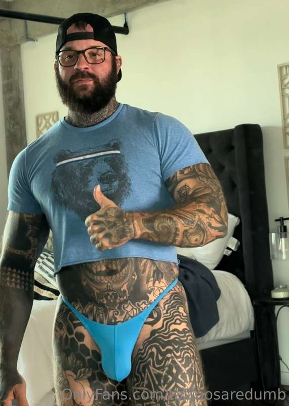 Happy humps day 🤪  *G-string and hat were gifted from the aw..