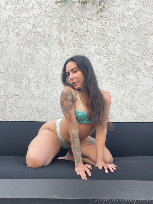 NEW OUTDOOR SOLO COMING IN A FEW HOURS !!! You know when i a..