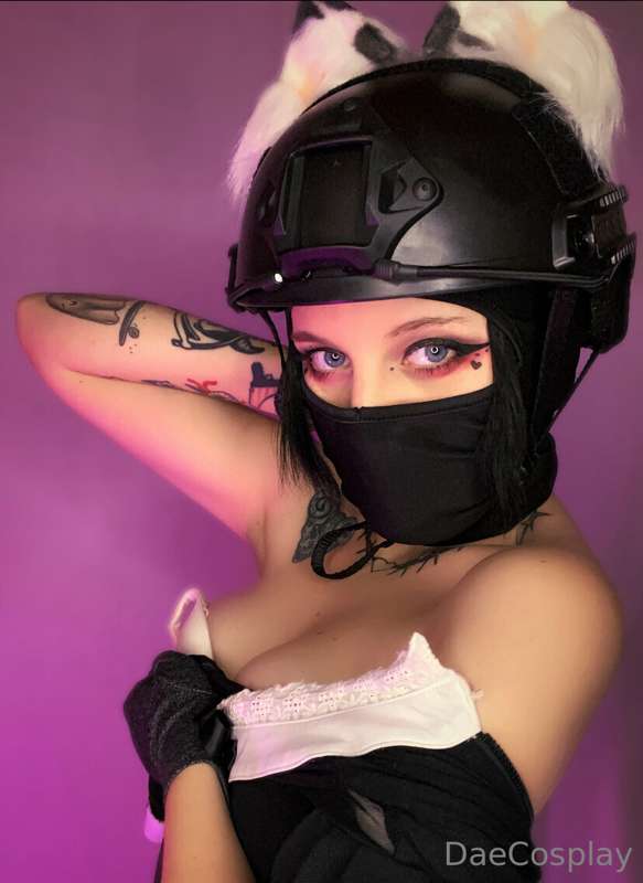 I’ll be dropping more photos from this set for the next two ..