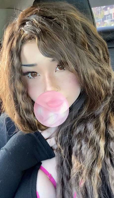 i used a whole container of bubbles tonight! 💗 2