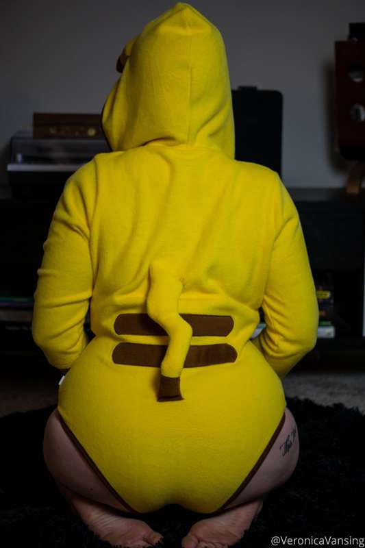I need more onesies! 1