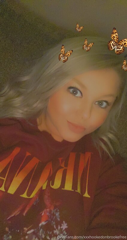 Hi. I’m high. ? happy Saturday daddies ?
