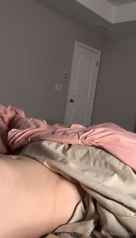 New BJ video from last night 🌙 It was super wet 💦