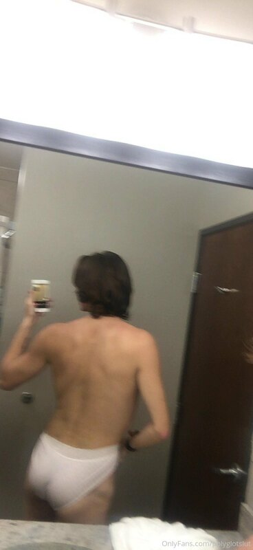 These were taken by my friend in facetime. Swipe all the way.. 5