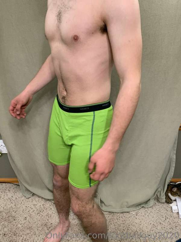 More undies pics from a photo shoot a while back - enjoy. Ca.. 17