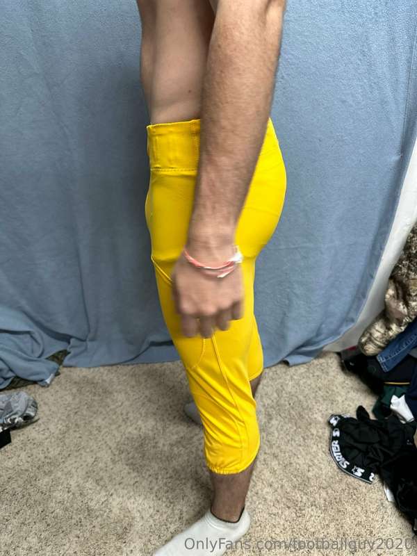 More of the private in football pants! 36