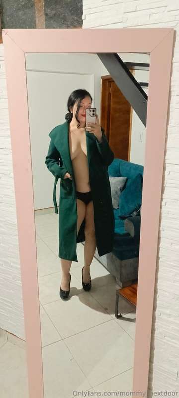 Serving bedtime looks… but who is ready for it?