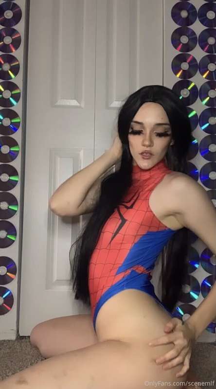 spideyslut 🕷❤️ 13