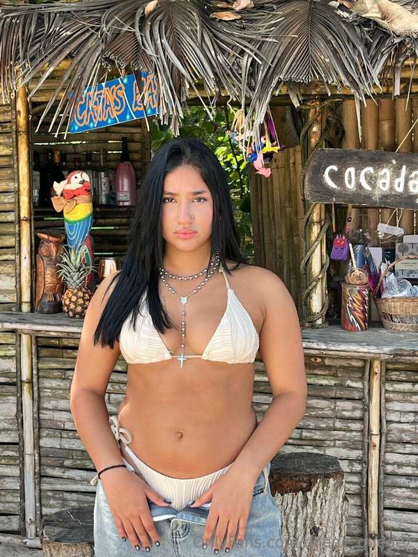 Are you up for relaxing with me here?😊💦