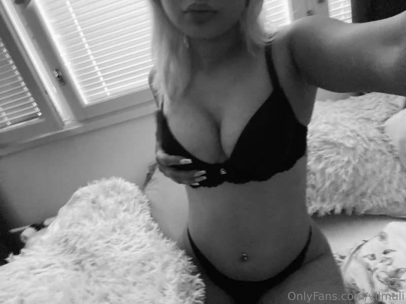 🖤🤍