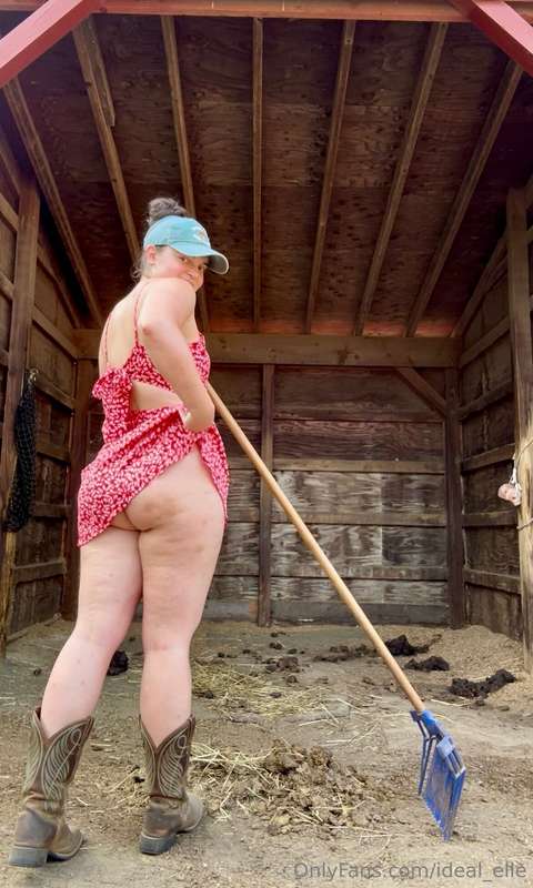 90° weather calls for doing chores in tiny sundresses 