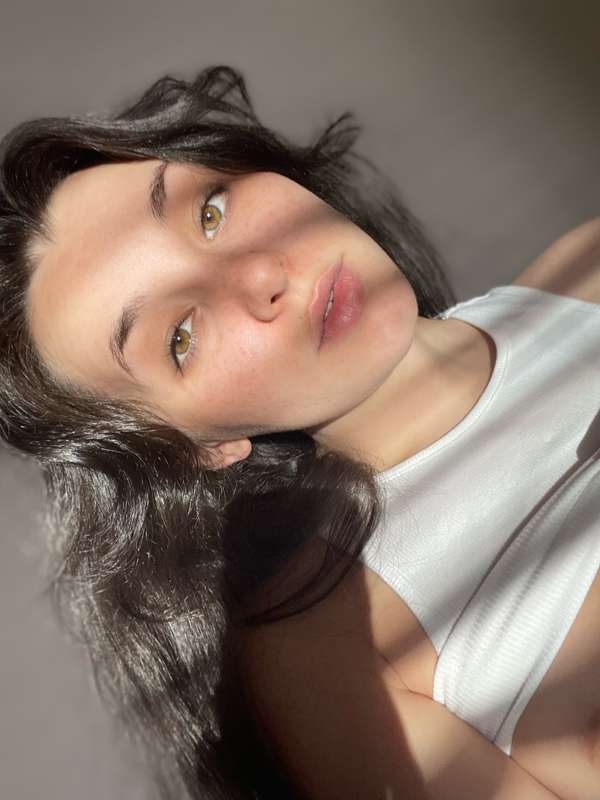 Cover my freckles in cumshots? 🤤