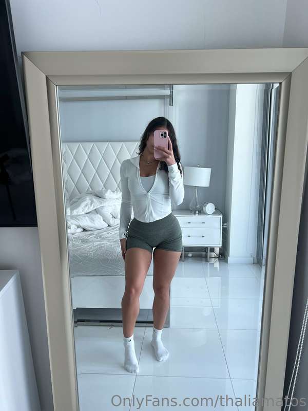 throwback to the straight hair version of me 🤭