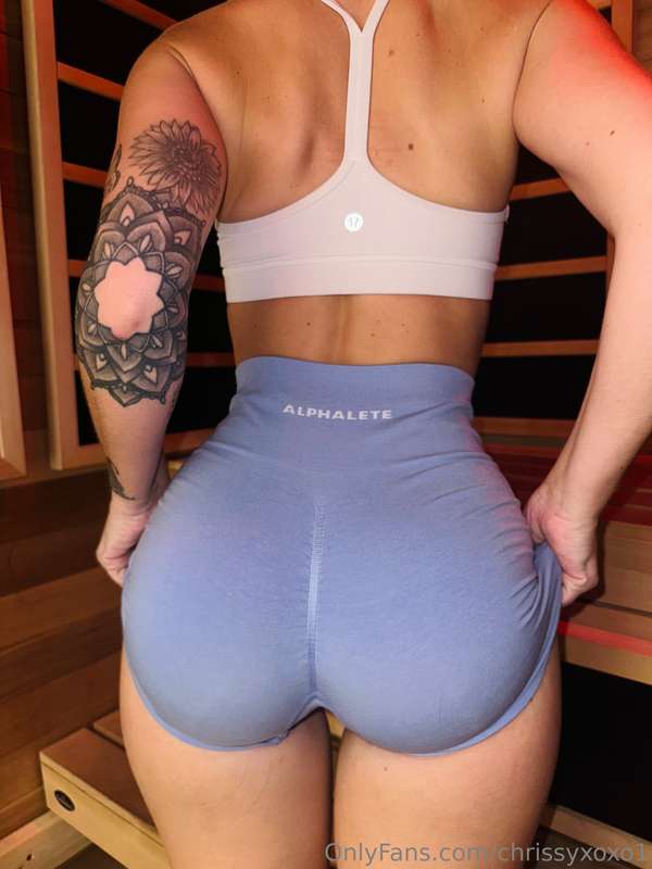 Let’s do cardio at home 👅