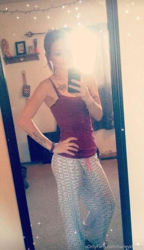 Gotta love my tattoos!! ❤😁 4