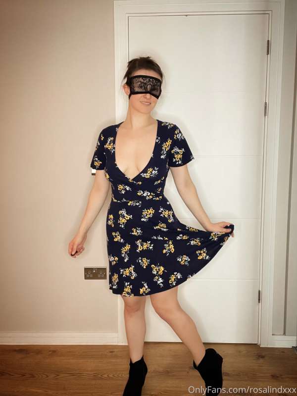 Today’s pic set... in (and then out) of a dress I wear to te..