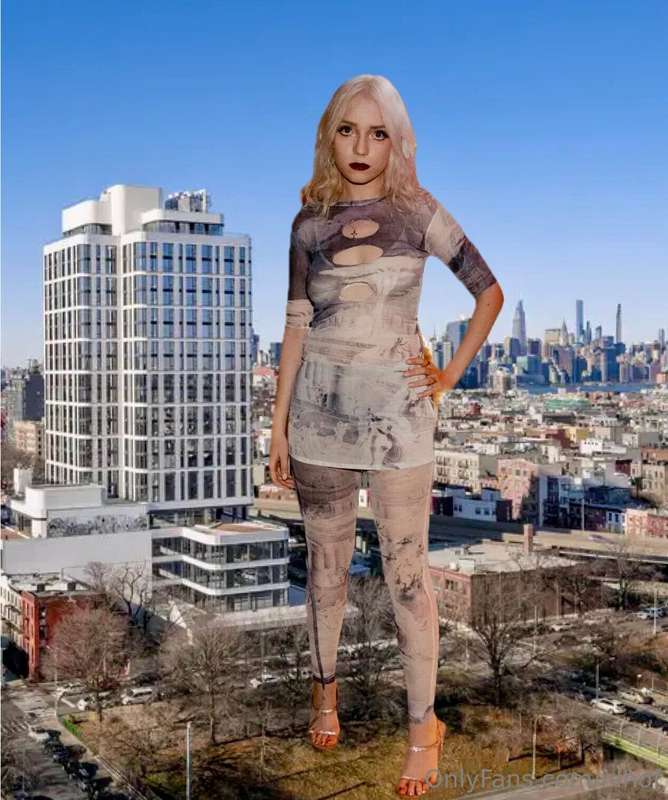 lmao someone on X made Giantess porn of me. I had no idea Ma.. 3