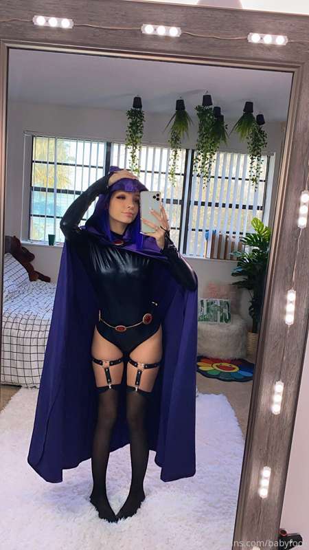 Raven set pt. 2 🔮🖤 this set video is anal 😏 30 mins long so .. 9