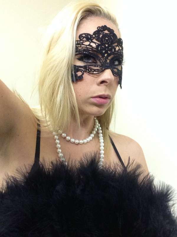 can i dance for you? hide the pearls..... let you find them .. 6