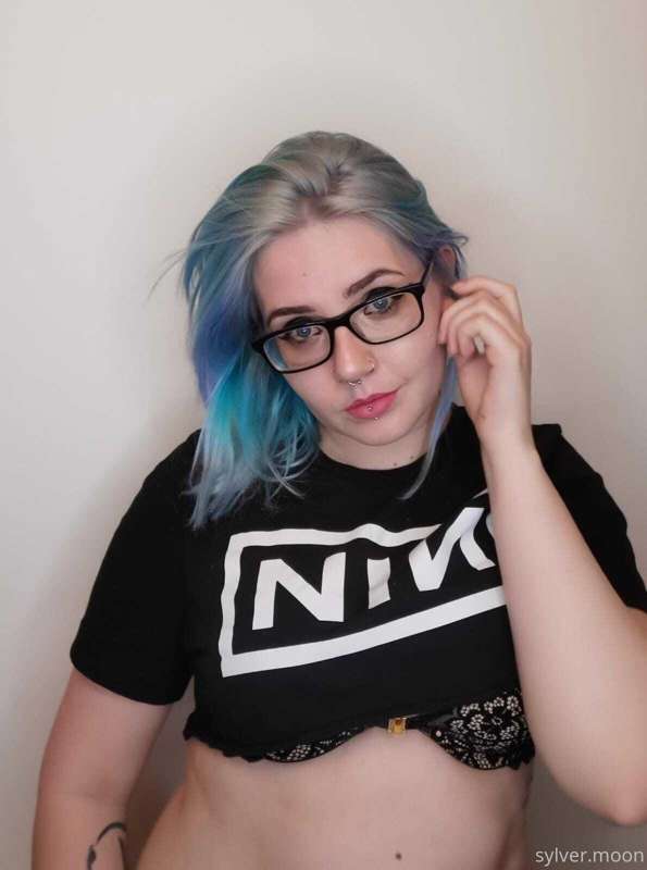 NIN have been my favorite band for over a decade, and my Spo.. 5