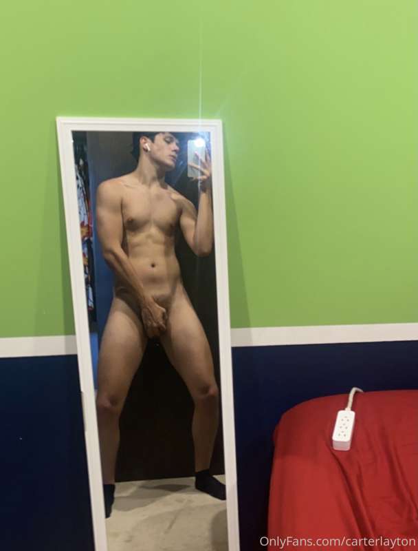 moving atm so here are some pics I forgot to post lol 1
