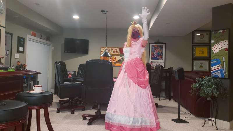 Here's another Classic Peach. This should be Very fun. >:) 33