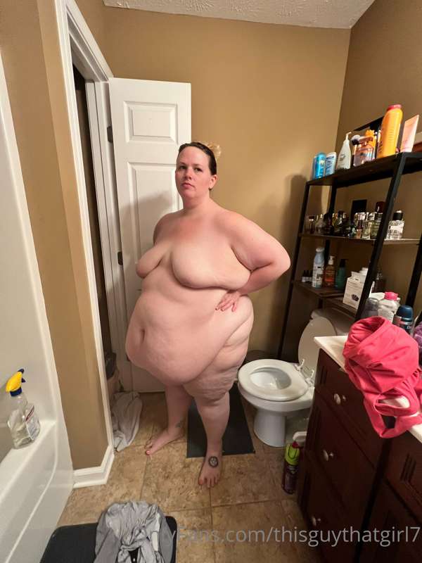 A little pre-shower action on a Monday night. Hope you like .. 6