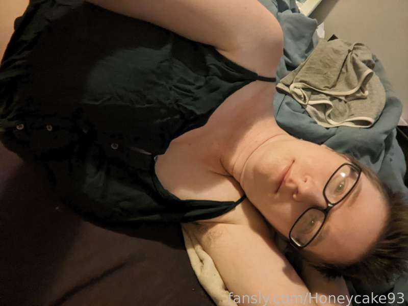 Honeycake93 - Fansly - 04 May, 2023 51