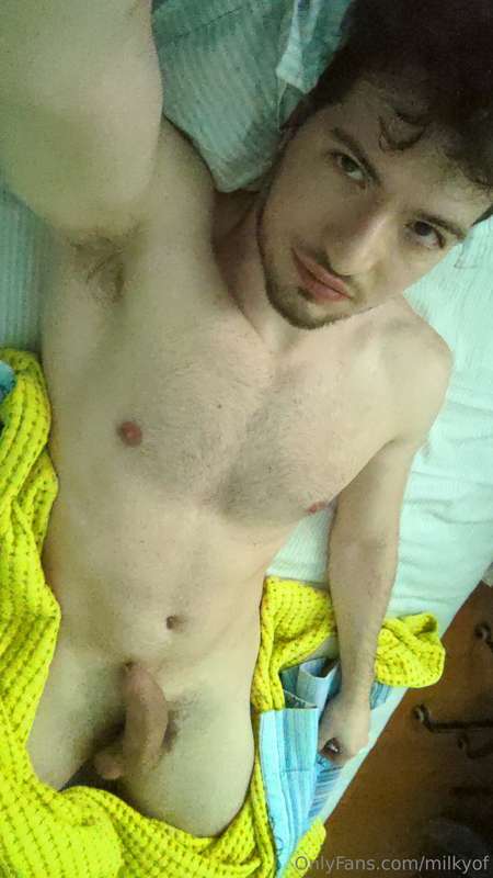 Being sick doesn't mean I'm any less horny lol