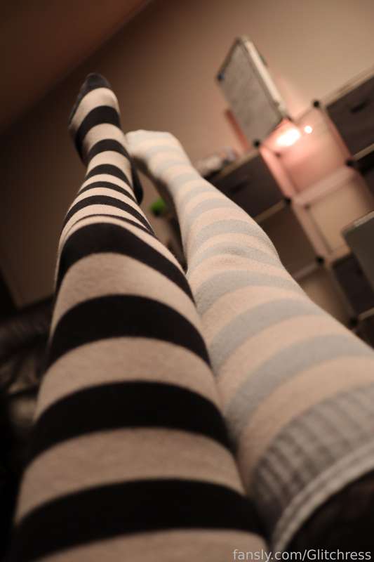 Glitchress - Fansly - 2025-04-26T04:12:58