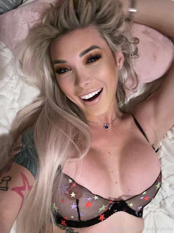 Happy titty Tuesday! 😜 dm me and let’s have some fun togethe..