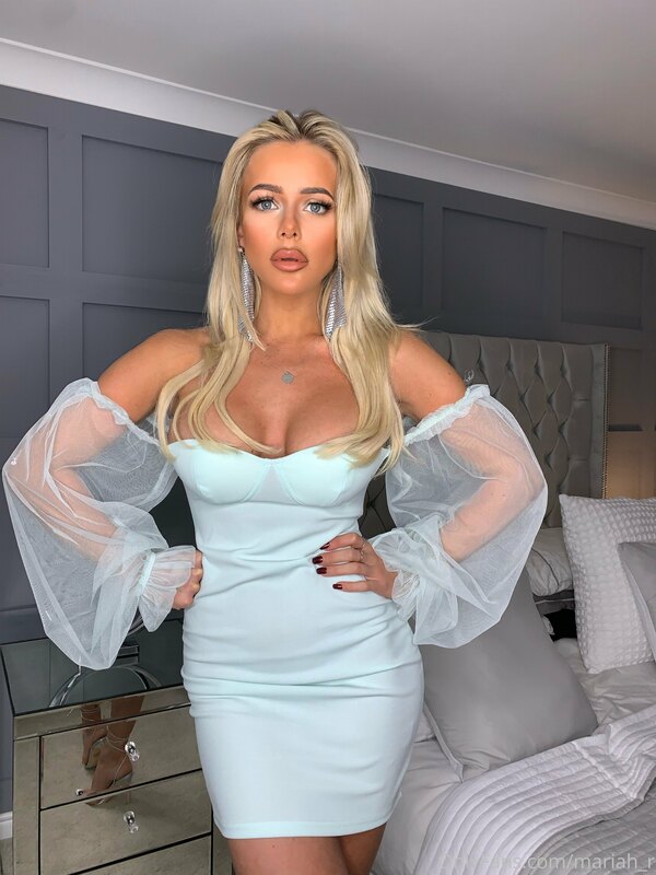 Guys, you have to check out this English Angel, Abi.... she .. 3