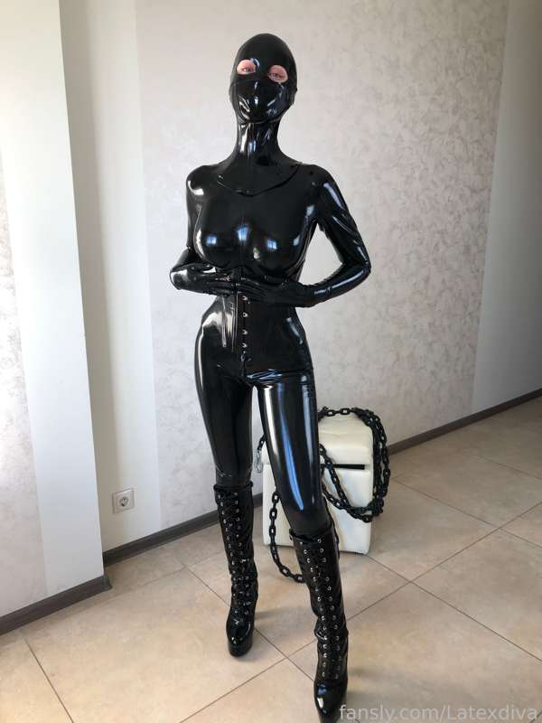 Latexdiva - Fansly - 28 Jul, 2022 61