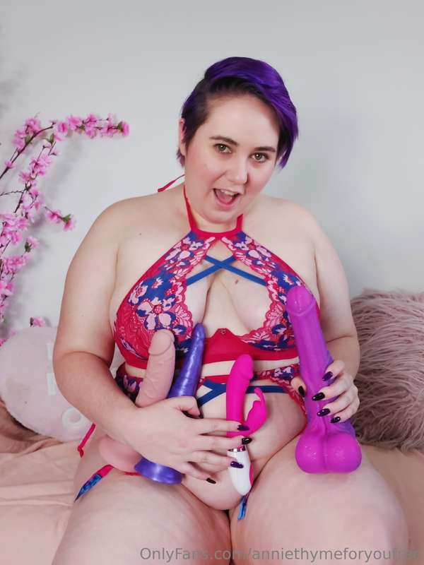 Just a girl and her toys 🧸 