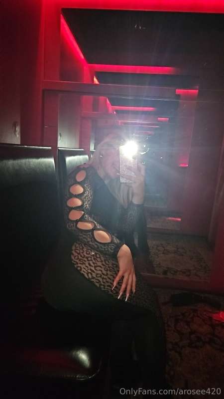 See me in the red room😘 1