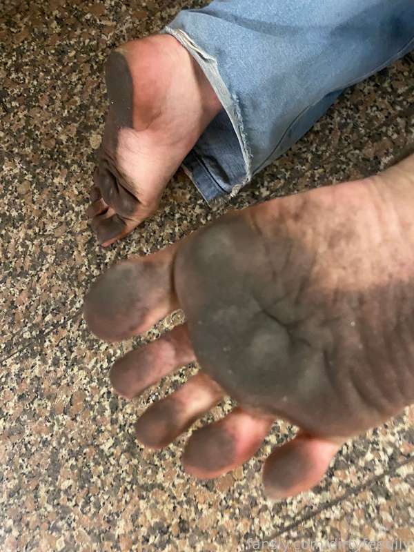 Dirtyfeetlily - Fansly - 30 Apr, 2025 6
