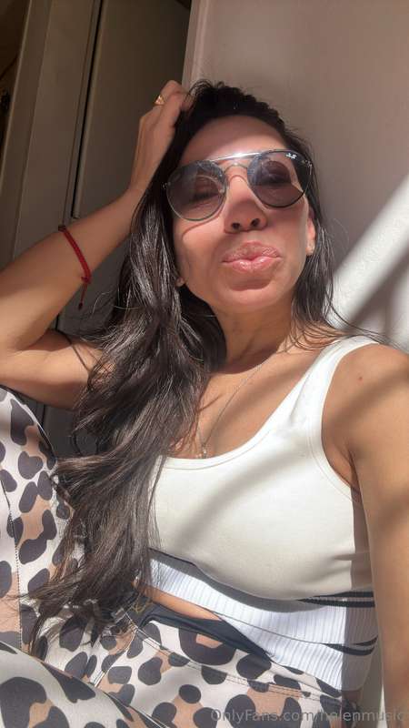 Hello 💋💋💋