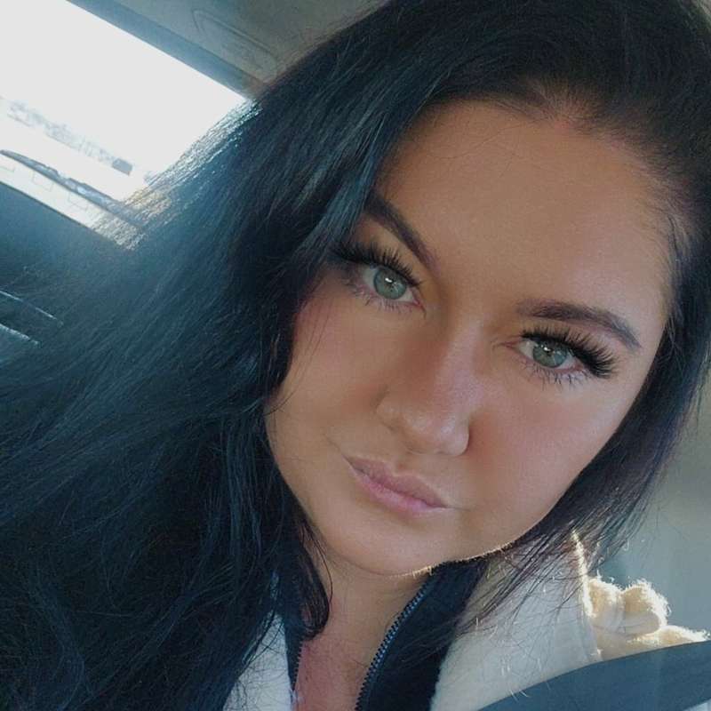 Hi 🥺🤍