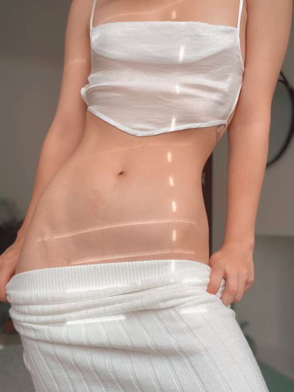 tummy 🌞 Swipe 👉🏻 4