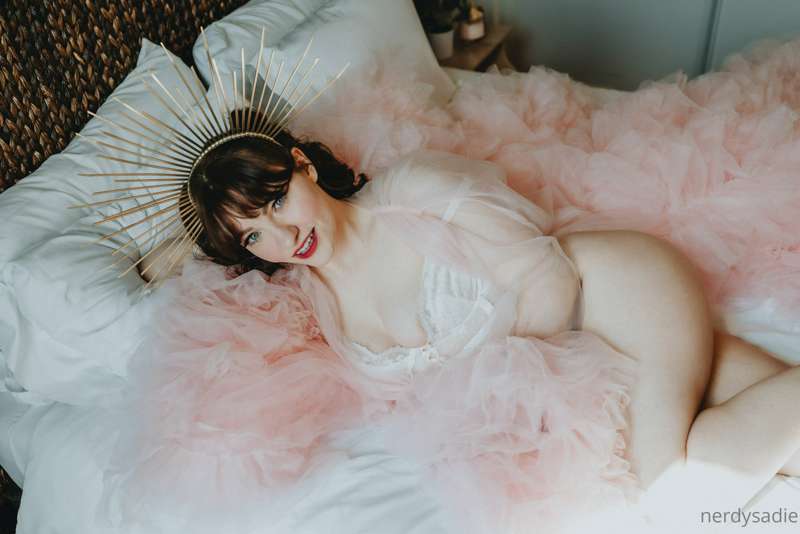 Sneak Peek for my Easter photoset! I had so much fun with th.. 5