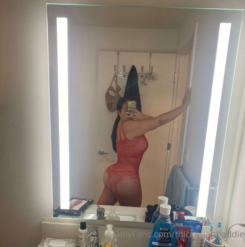 New BG video in this outfit.. now in your DMs😈💋 I ride & I g.. 1
