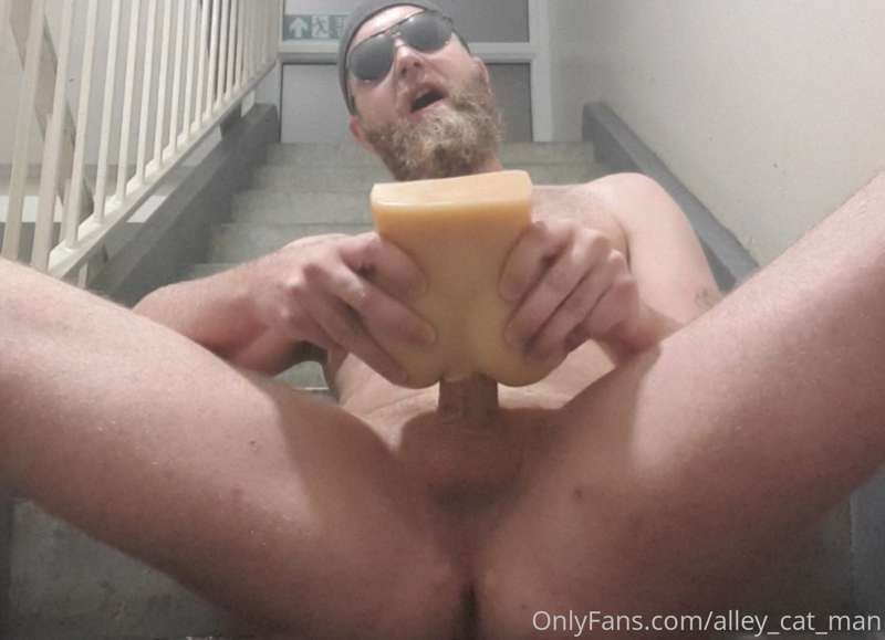 Some pictures from my next video 🤗

I fuck tiny smooth ass i.. 5