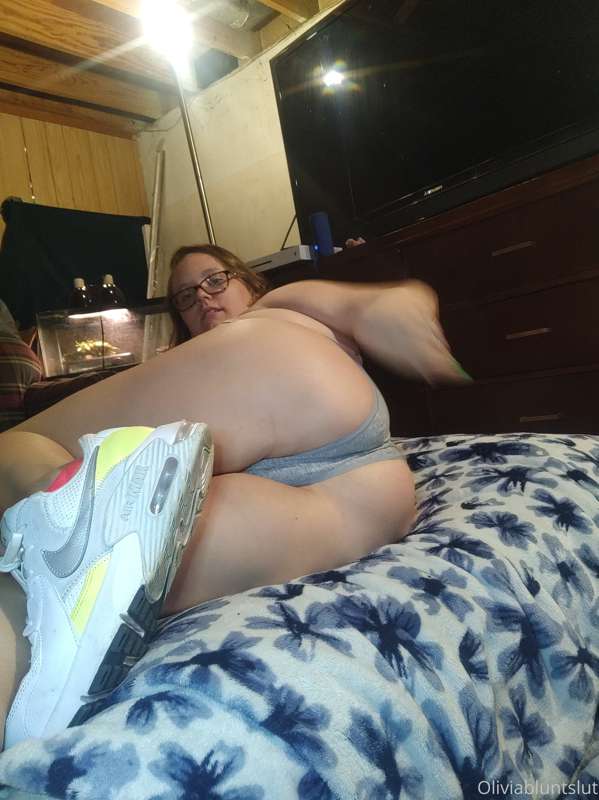 Some extremely cute high quality panty/camel toe/ pussy/assh.. 25