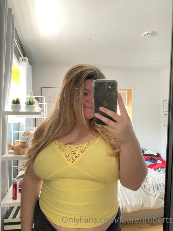 Cleaning my closet, should I keep those?