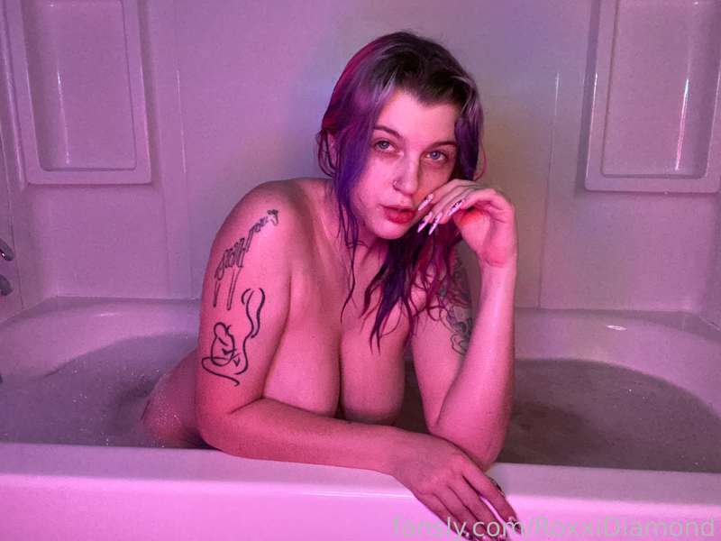 Roxxidiamond - Fansly - 13 Jan, 2025 30