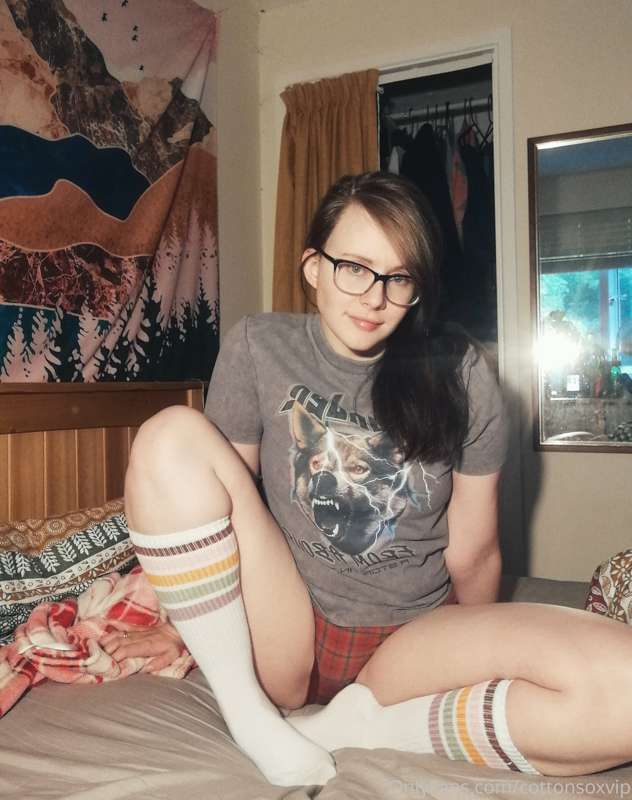 Like my socks? They're my new favourites! Thinking of postin.. 4