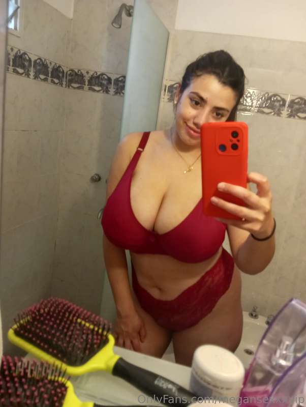 Megansexxxvip - Onlyfans - 02 Jun, 2024